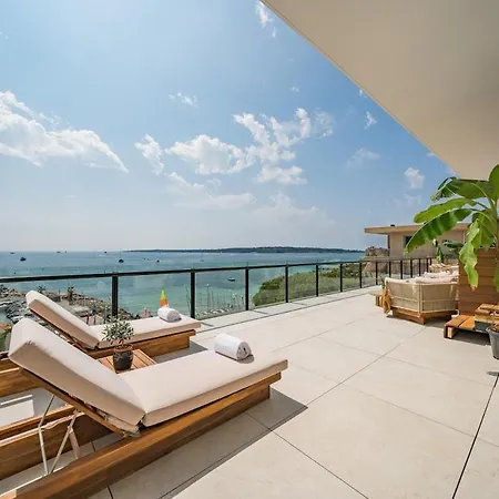 Exceptional Penthouse With Panoramic Views Apartman Cannes