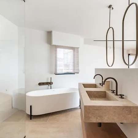 Exceptional Penthouse With Panoramic Views * Cannes